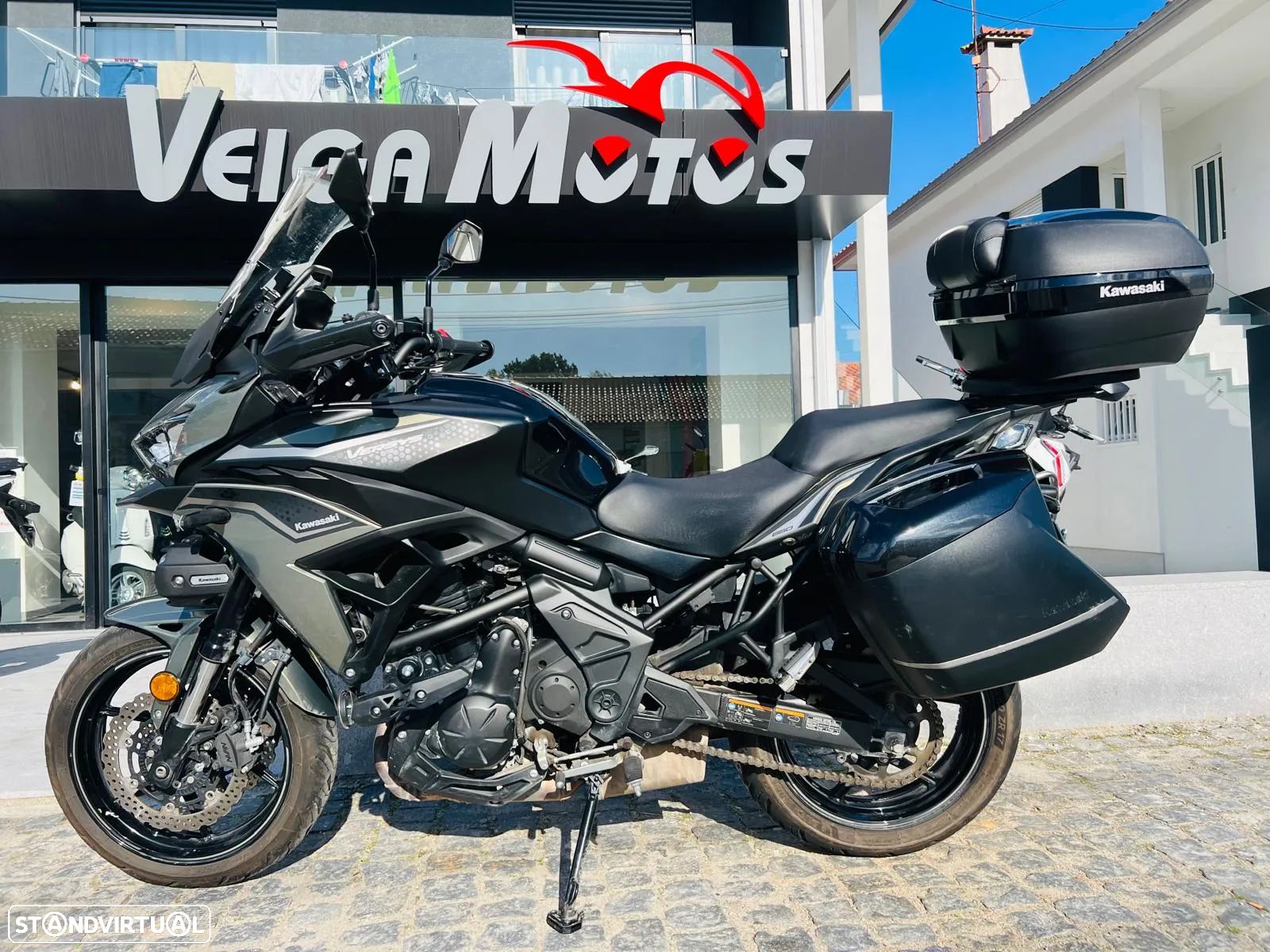 Kawasaki Versys 650 Grand Tourer - 1