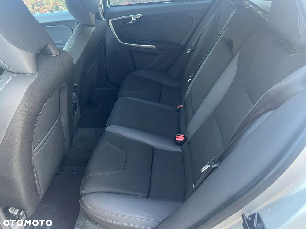 Volvo V60 - 17