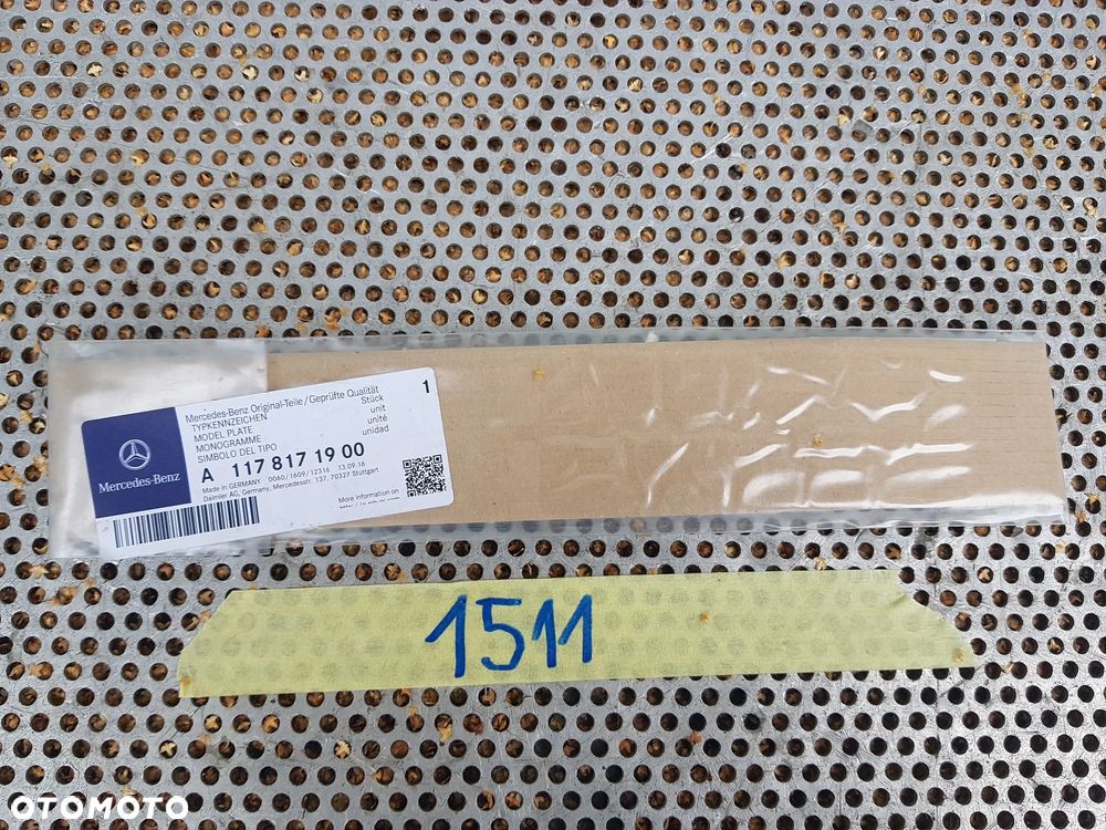 Mercedes Logo Znaczek Emblemat Oznaczenie CLA45 VITO C180L - 2