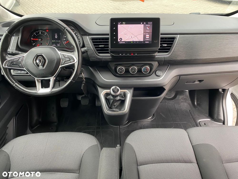 Renault Trafic - 10