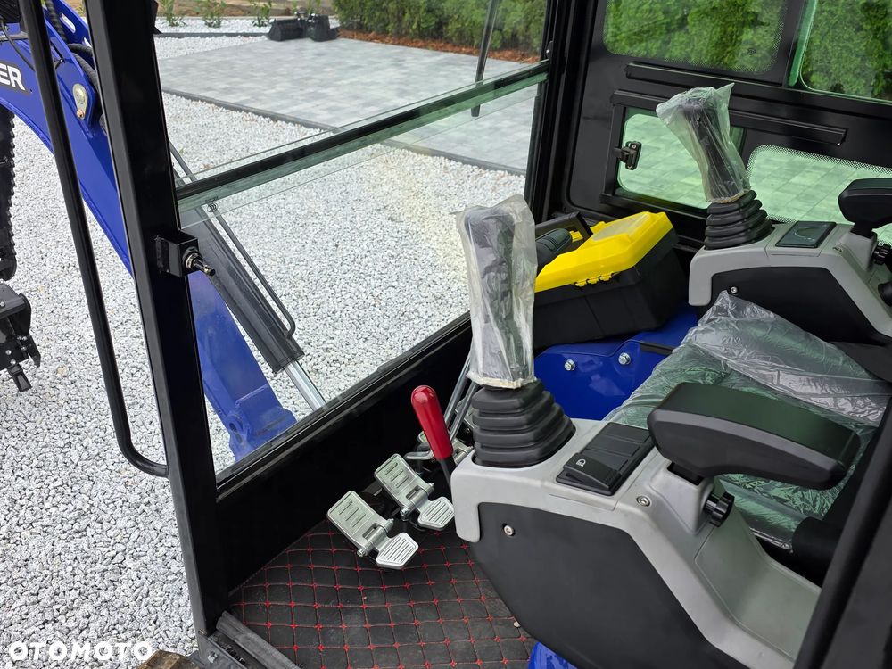 Inny NOWA MINIKOPARKA AUGER HT 18, SILNIK KUBOTA, 3 ŁYŻKI - 26