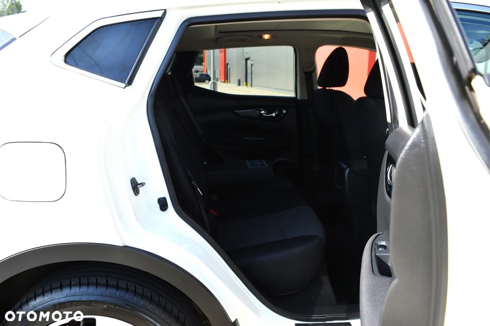Nissan Qashqai 1.6 DIG-T Tekna+ - 12