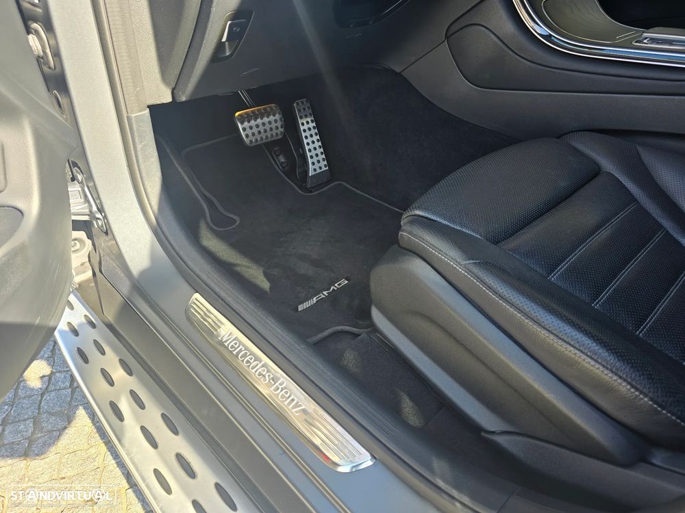 Mercedes-Benz GLC 300 de 4Matic 9G-TRONIC AMG Line Plus - 54
