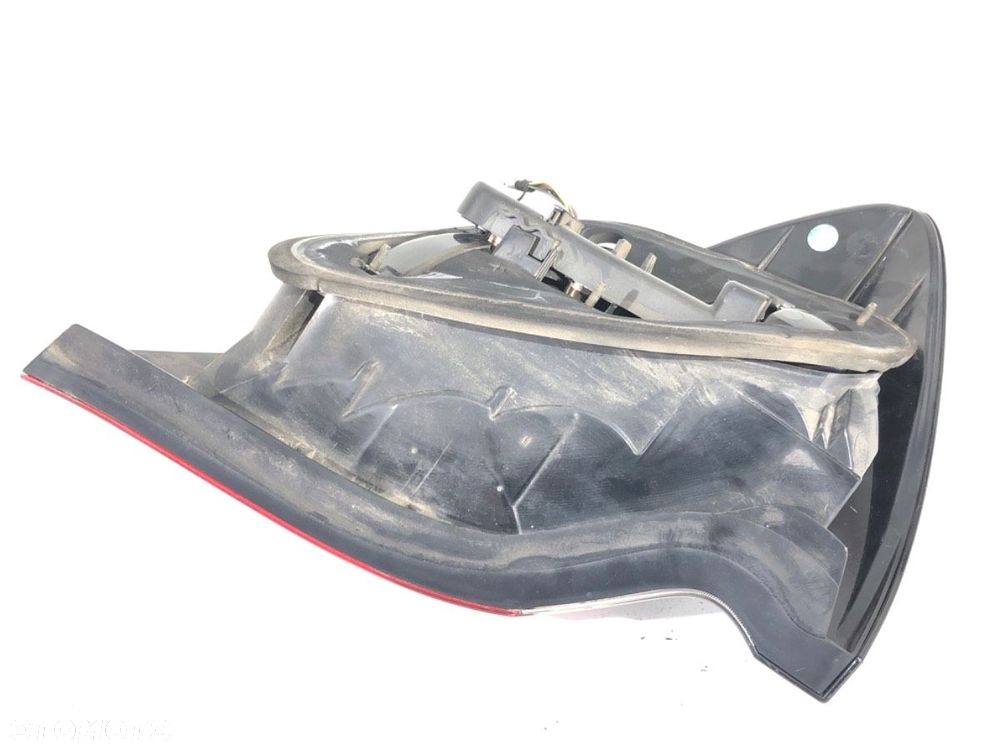 LAMPA PRAWY TYŁ  MERCEDES-BENZ KLASA C coupe (CL203) 2001 - 2011 C 200 Kompressor (203.742) 120 kW - 3