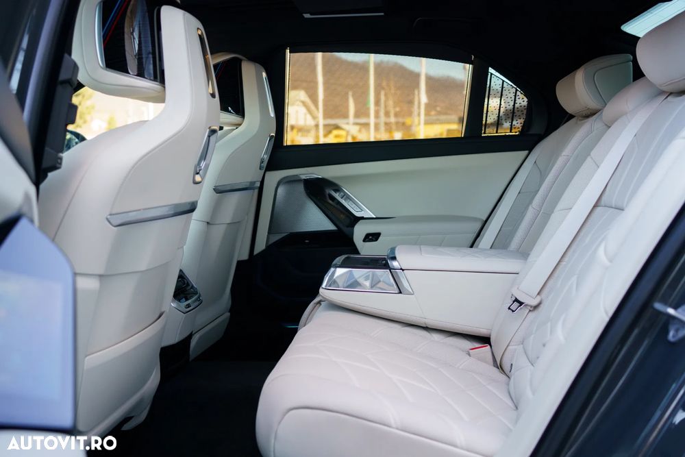 BMW Seria 7 750e xDrive AT PHEV - 9