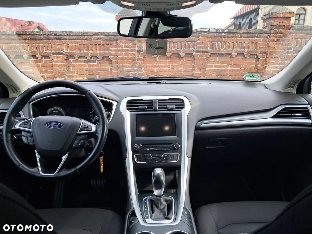 Ford Mondeo 2.0 TDCi Titanium PowerShift - 17