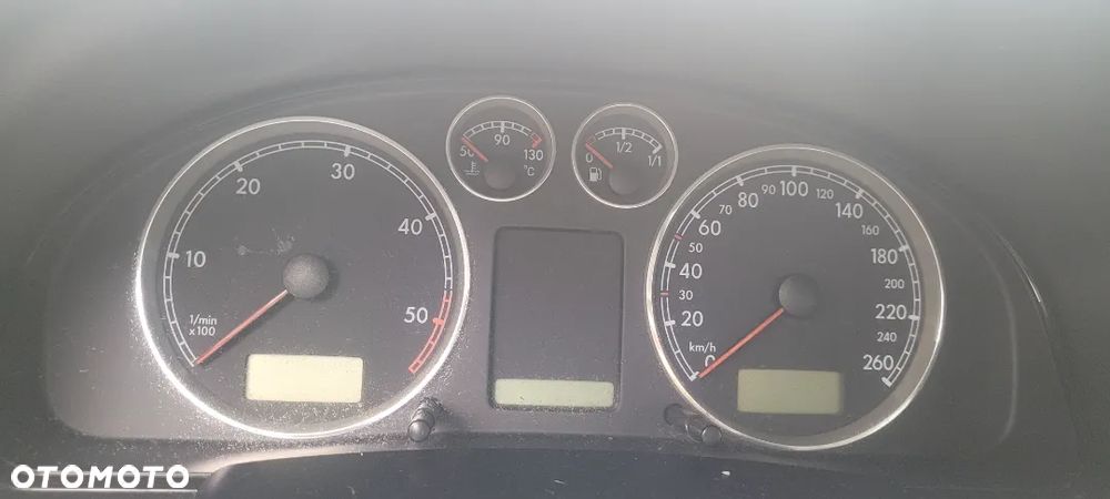Licznik Volkswagen Passat b5 lift automat - 1