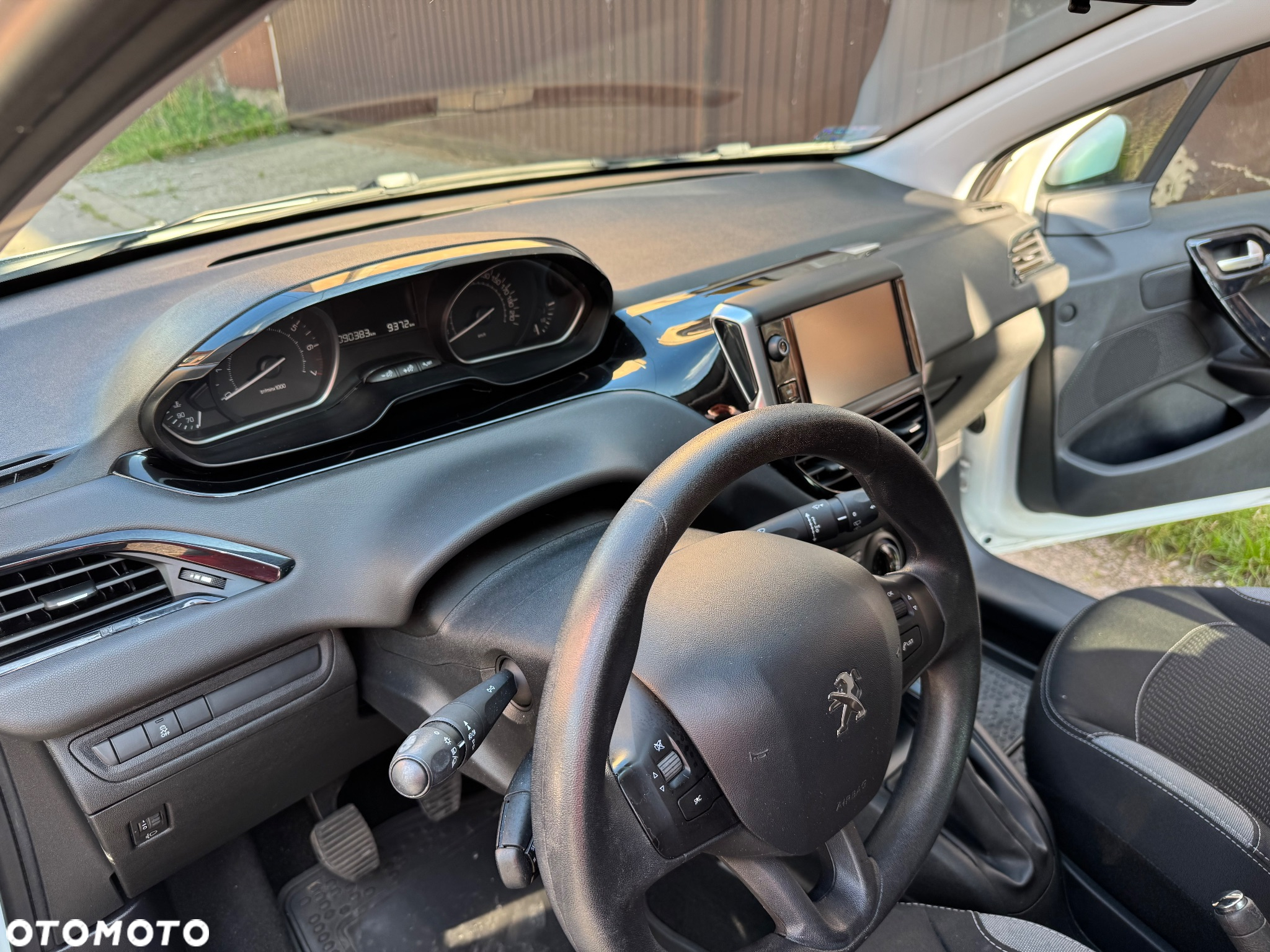 Peugeot 208 1.2 PureTech Active - 4