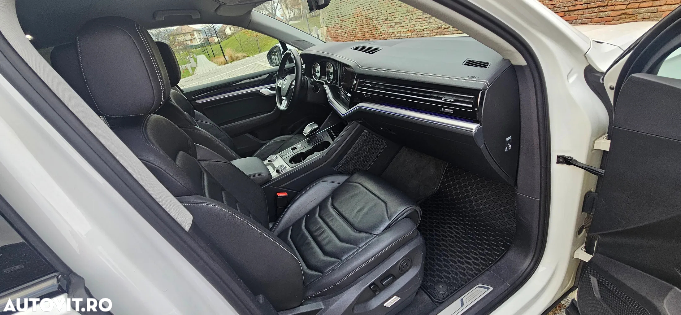 Volkswagen Touareg 3.0 V6 TDI 4Motion DPF Automatik R-Line - 19