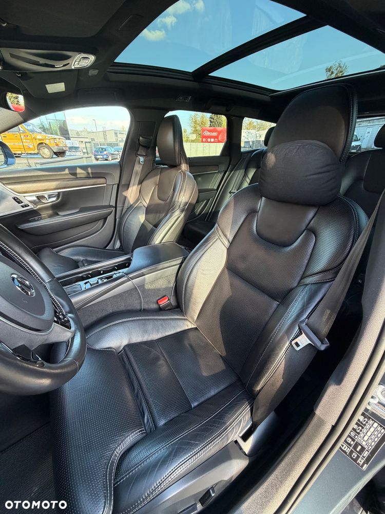 Volvo V90 Cross Country D5 AWD Geartronic - 26