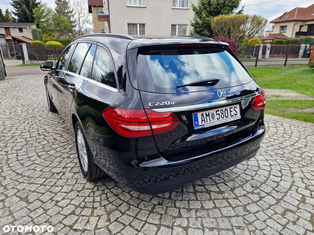 Mercedes-Benz Klasa C 220 CDI DPF Automatik BlueEFFICIENCY Elegance - 11