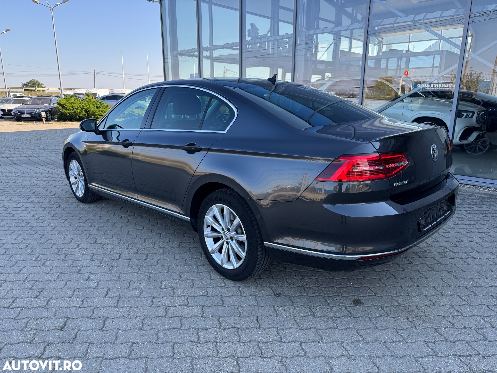 Volkswagen Passat 2.0 TDI DSG Highline - 6