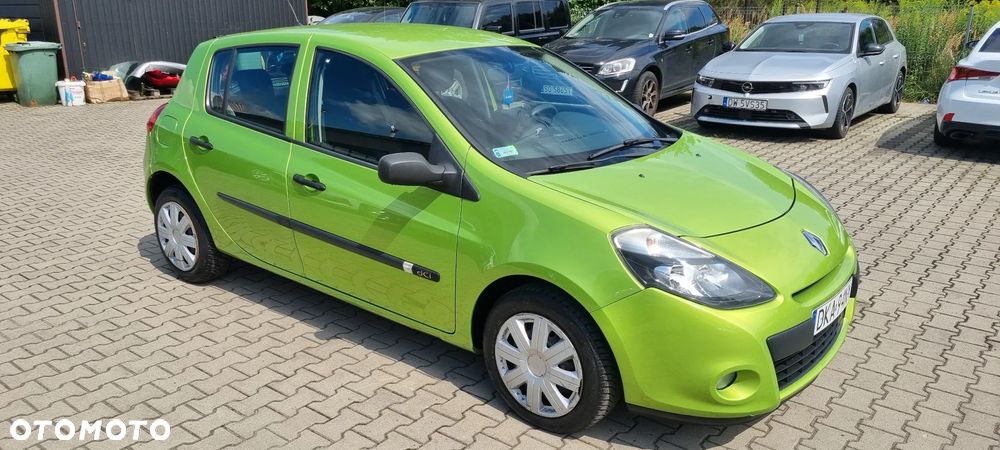 Renault Clio 1.5 dCi Expression - 8