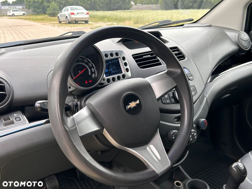 Chevrolet Spark 1.0 - 17