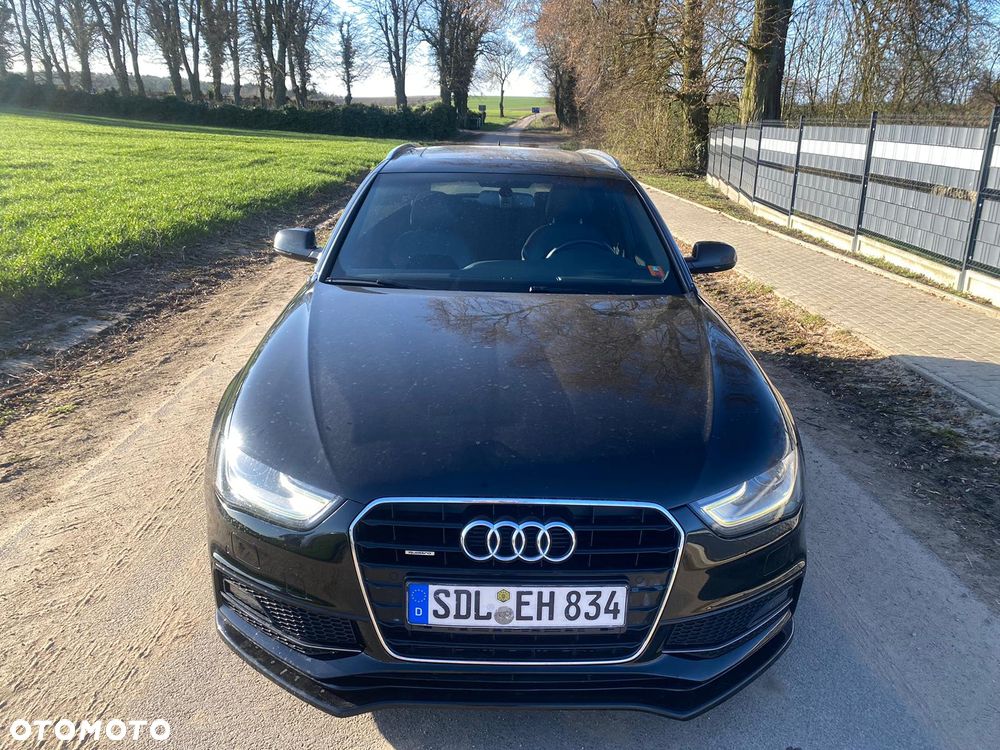 Audi A4 Avant 2.0 TDI DPF clean diesel quattro S tronic S line Sportpaket - 2