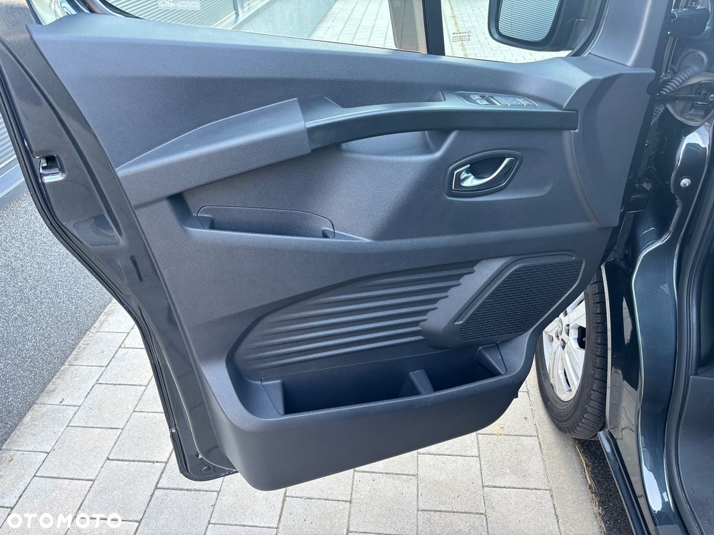 Renault Trafic - 10