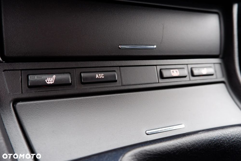 BMW Seria 3 - 16