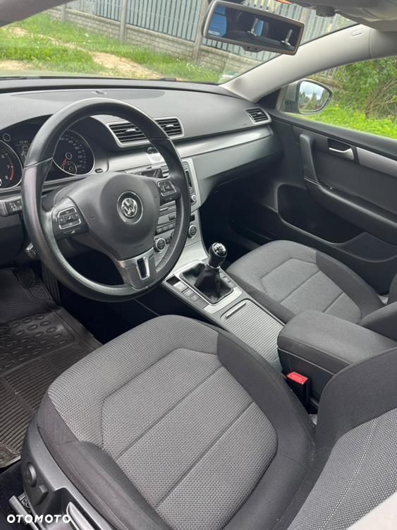 Volkswagen Passat 1.4 TSI BMT Highline - 5