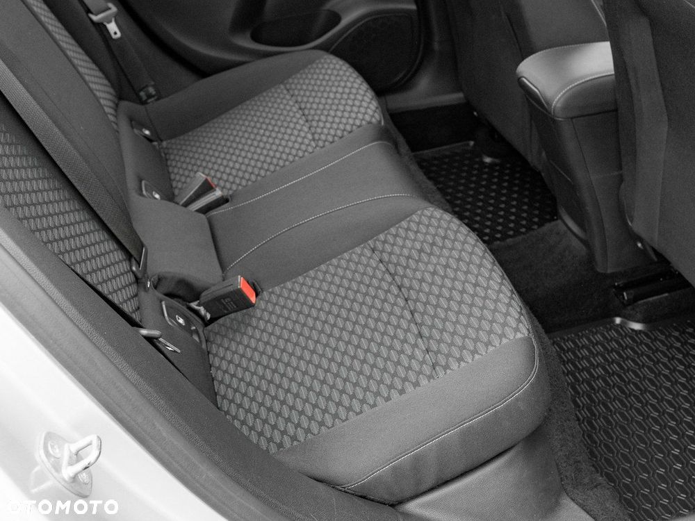 Opel Astra V 1.2 T Edition S&S - 30