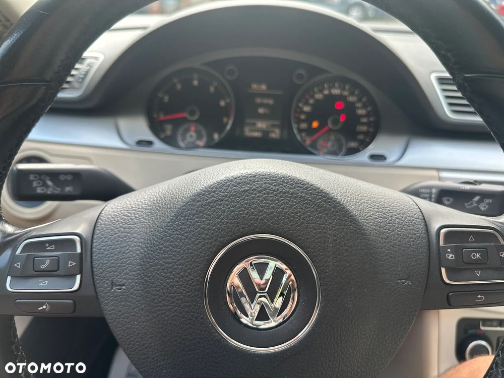 Volkswagen Passat CC 1.8 TSI - 19