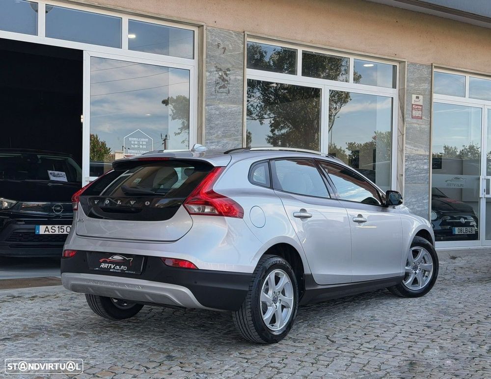 Volvo V40 Cross Country 1.6 D2 Momentum - 11