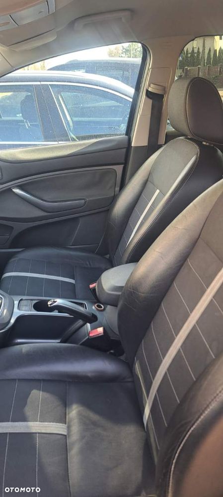 Ford Kuga 2.0 TDCi Titanium - 10