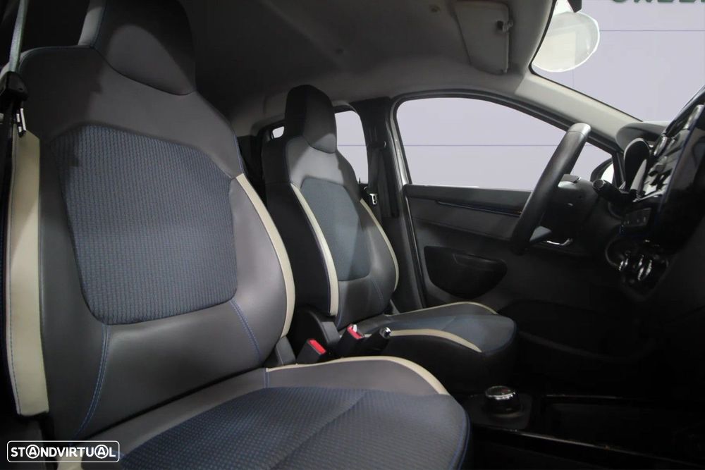 Dacia Spring Comfort - 14