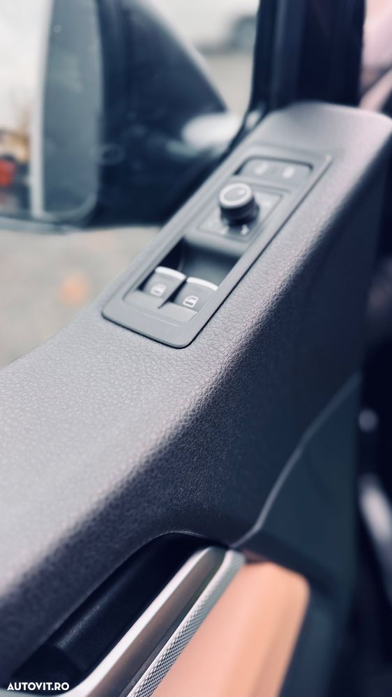 Volkswagen Multivan - 13