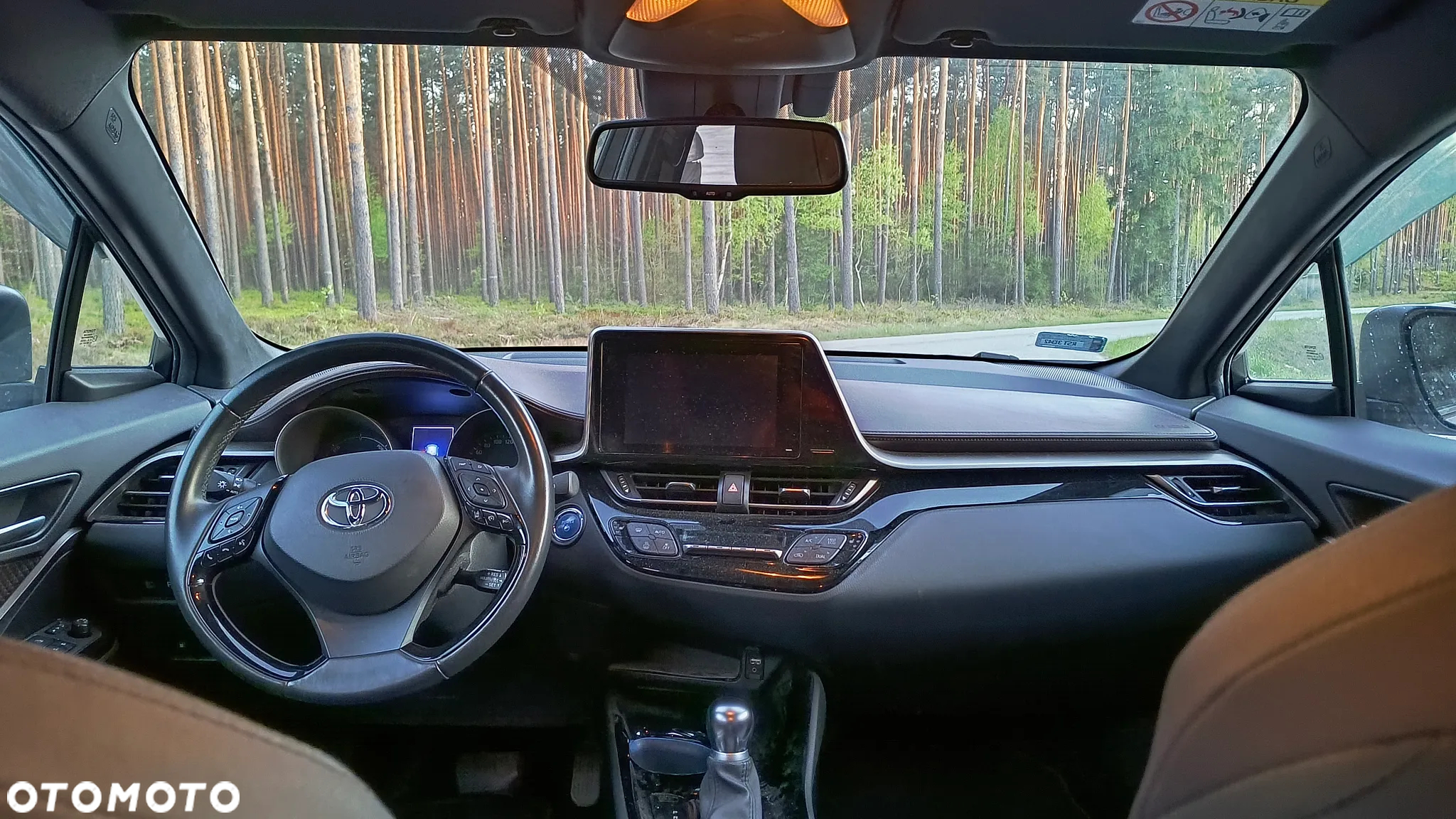 Toyota C-HR - 8