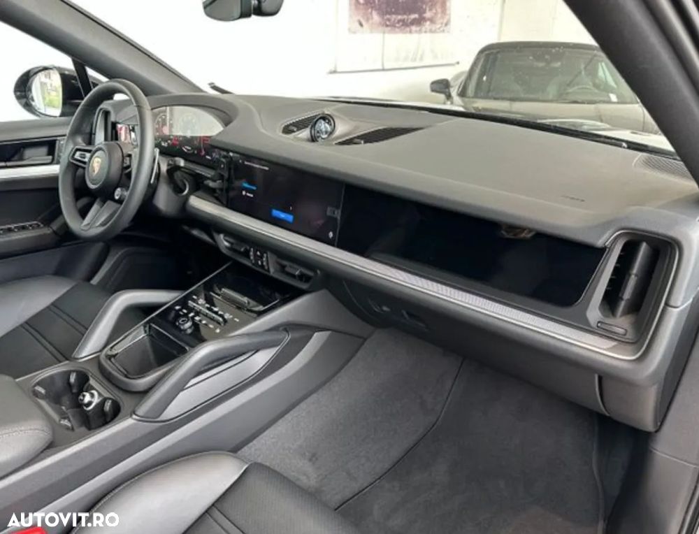 Porsche Cayenne Coupe - 8