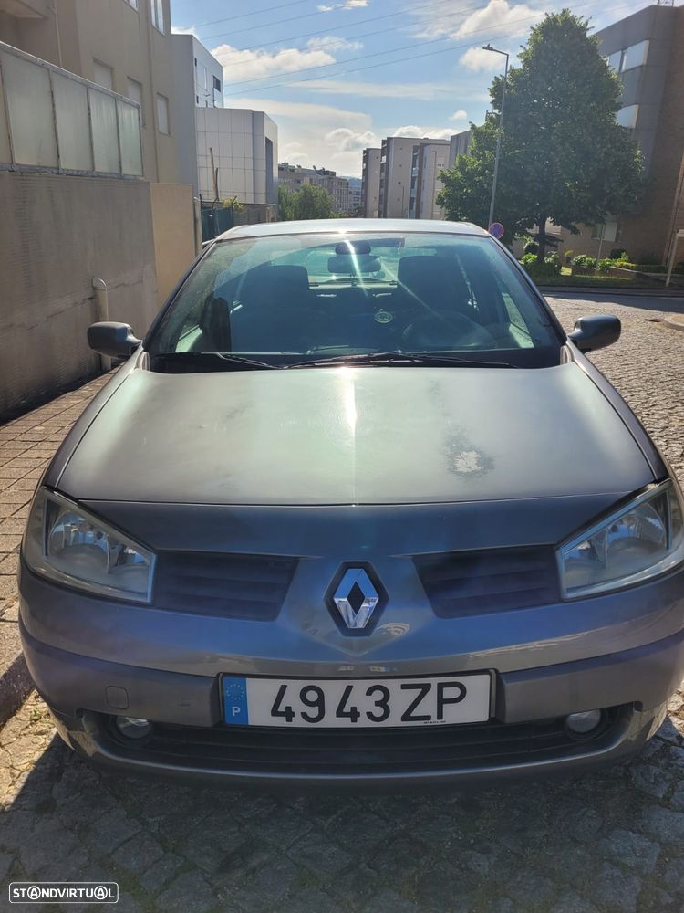 Renault Mégane 1.4 Confort Privilége - 12