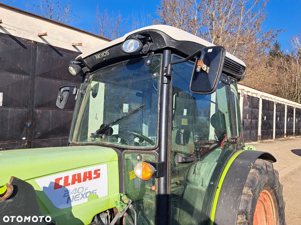 Claas Nexos 240F 4X4 - 27