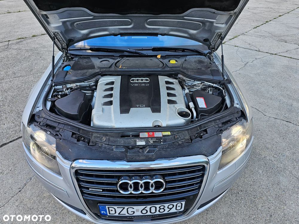 Audi A8 4.2 TDI Quattro - 14