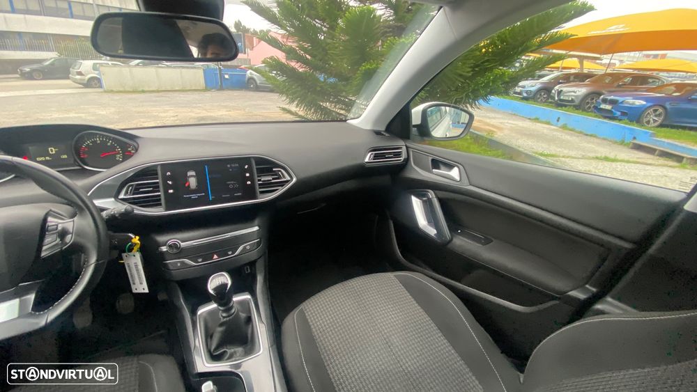 Peugeot 308 1.5 BlueHDi Business Line - 25