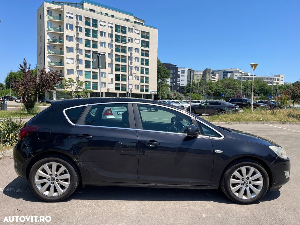 Opel Astra 1.7 CDTI Cosmo - 8