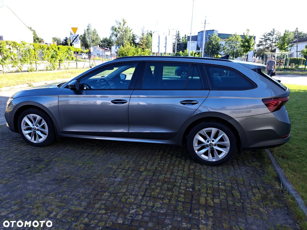 Skoda Octavia 2.0 TDI Ambition - 11