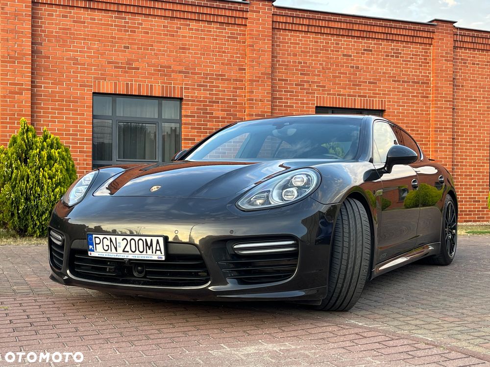 Porsche Panamera GTS - 21