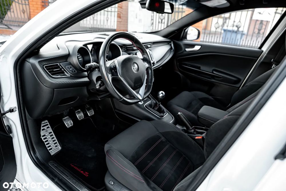 Alfa Romeo Giulietta 1.4 TB 16V Business - 15