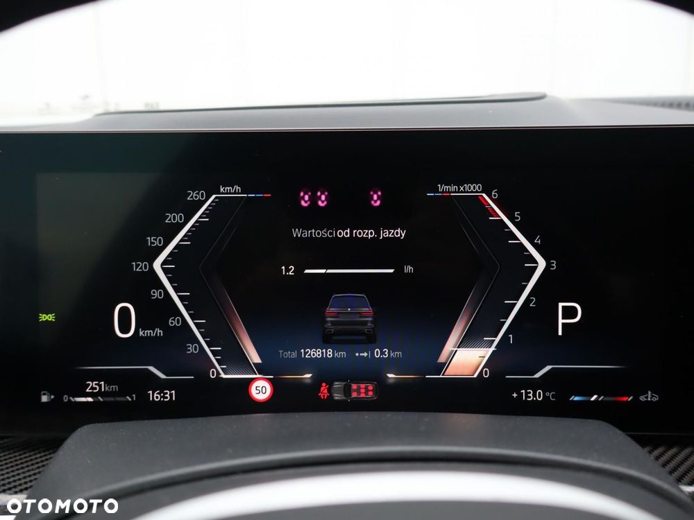 BMW X7 - 23