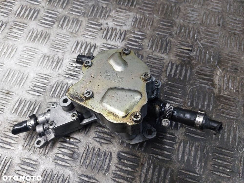 POMPA VACUM VOLKSWAGEN PASSAT B5 1.9 TDI 038145209A - 3