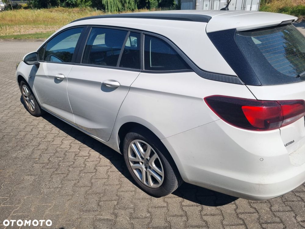 Opel Astra - 3