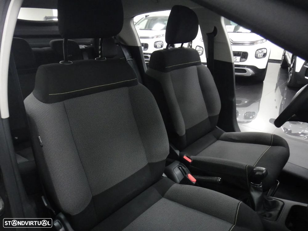 Citroën C3 Pure Tech Shine - 16