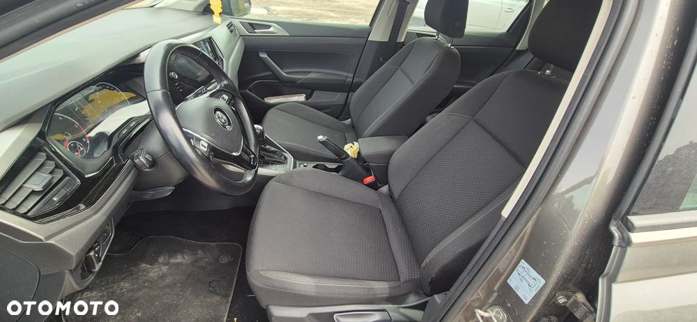 Volkswagen Polo - 23