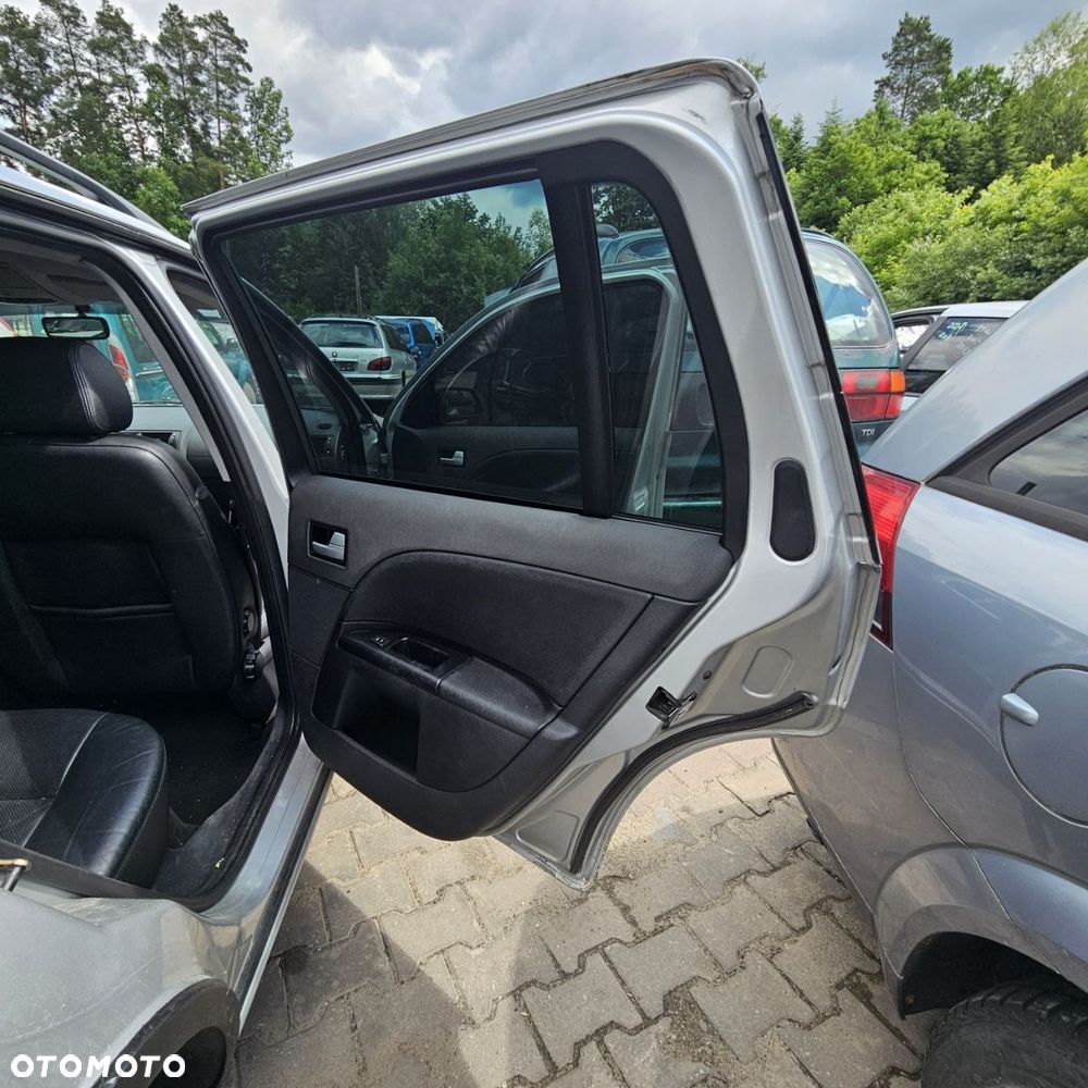 Ford Monde (2001r) 2,0 D 85 kW / 116 KM (kod lak: G0) pojazd na części - 17