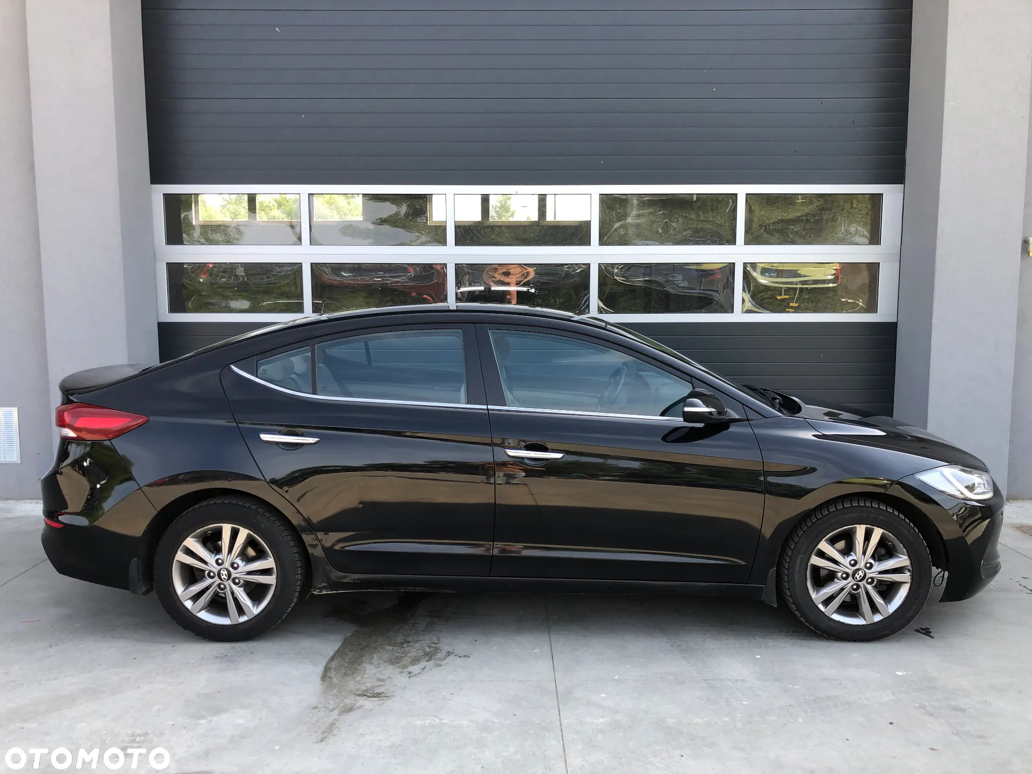 Hyundai Elantra 1.6 Comfort - 6