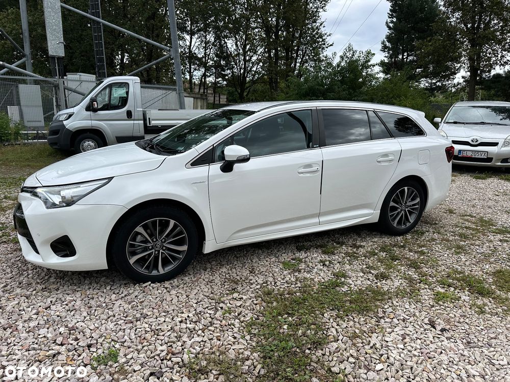 Toyota Avensis 1.8 Selection - 3