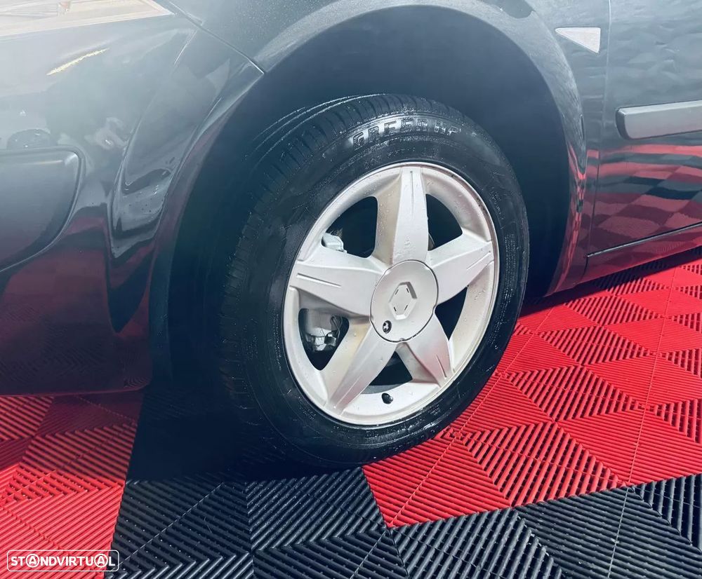 Renault Mégane Break 1.5 dCi Dynamique - 14