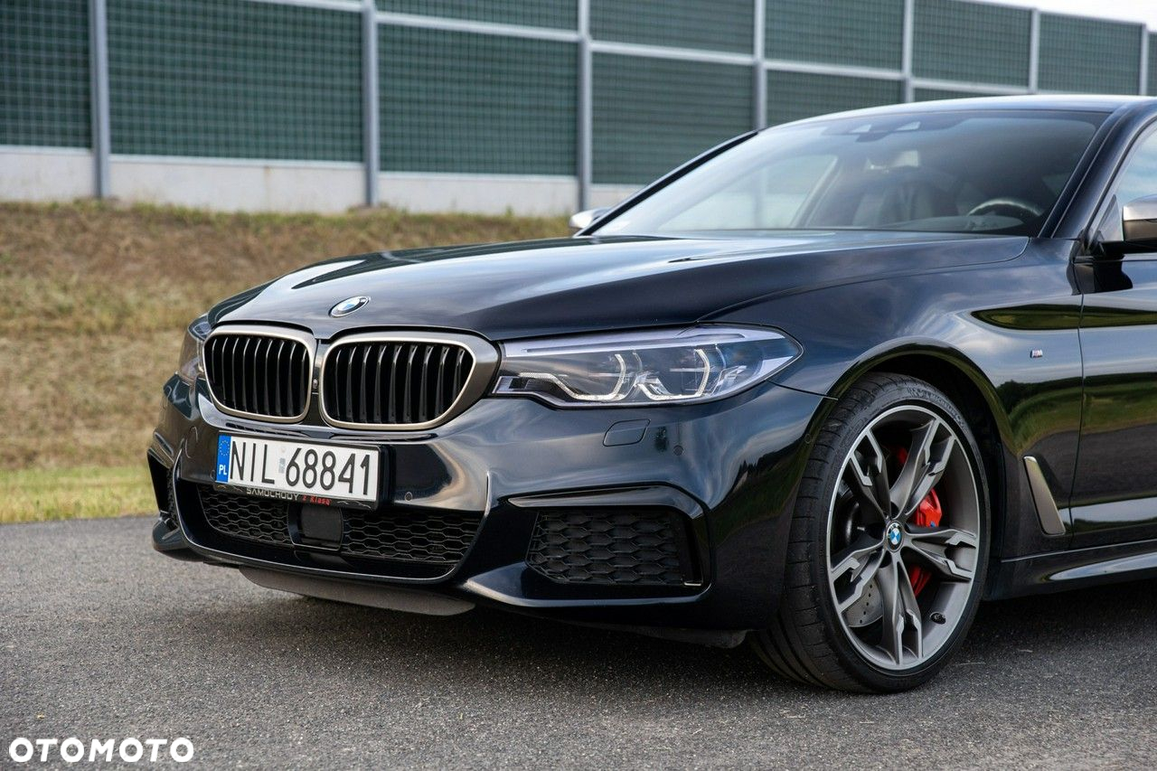 BMW Seria 5 M550d xDrive - 12
