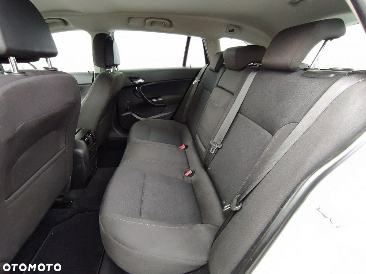 Opel Insignia - 12