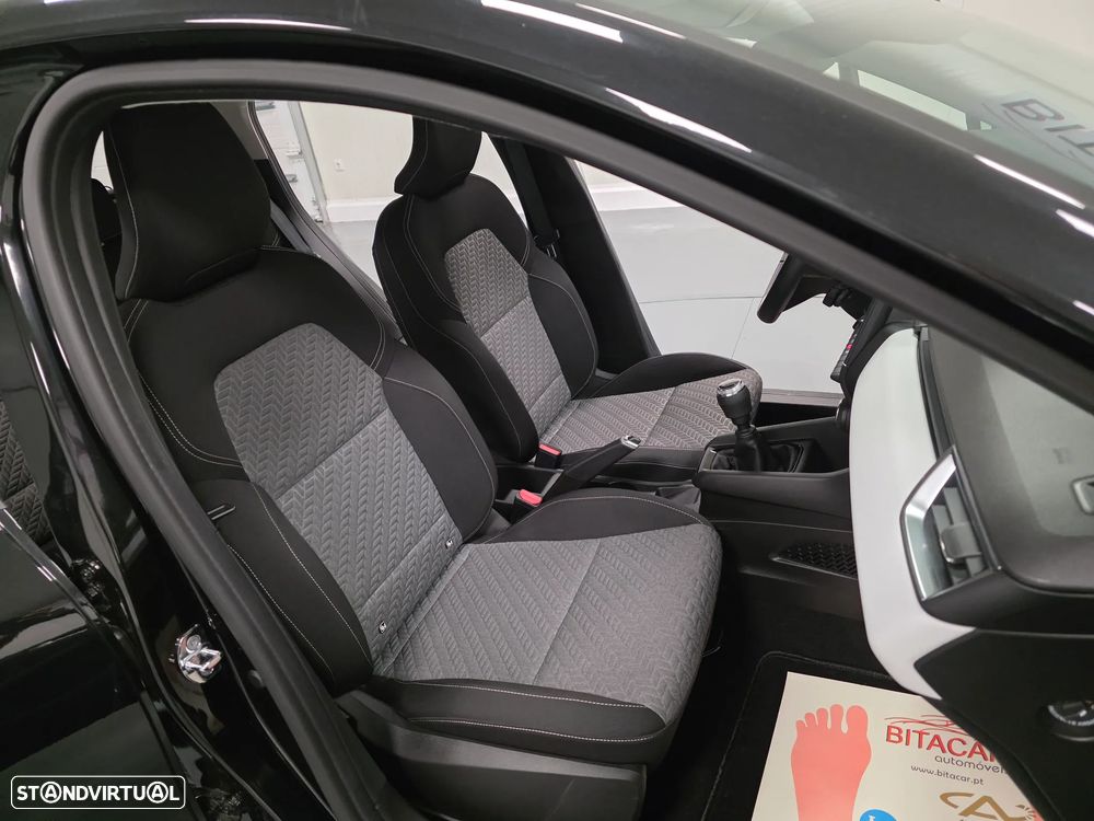 Renault Clio 1.0 TCe Evolution Bi-Fuel - 38